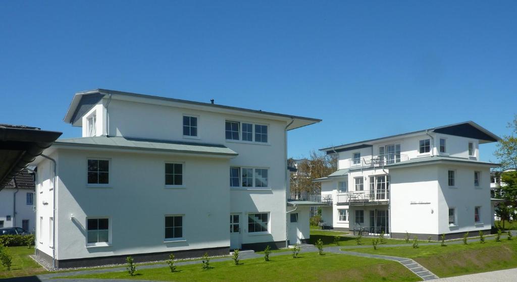 Strandhotel Villa Louisa & Appartementhaeuser Villa Josephine Und Villa Christine Juliusruh Eksteriør billede